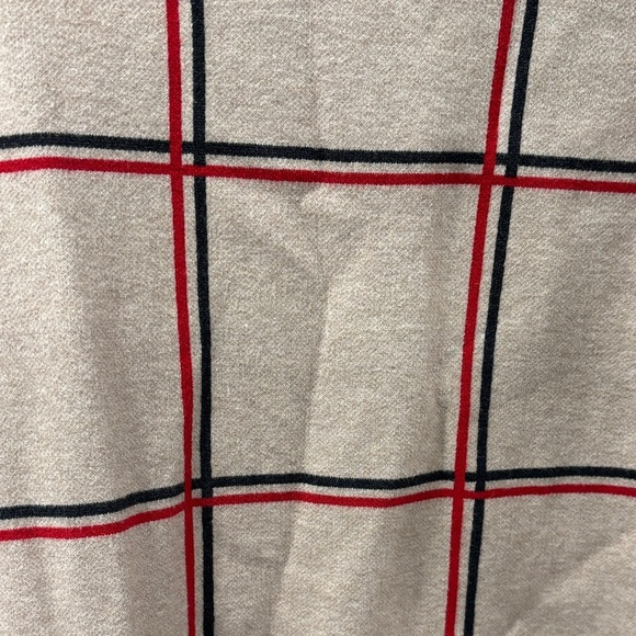 Tahari Mock Neck Sweater Red/Black Windowpane Design Size Medium Soft Cozy Chic - Picture 3 of 4